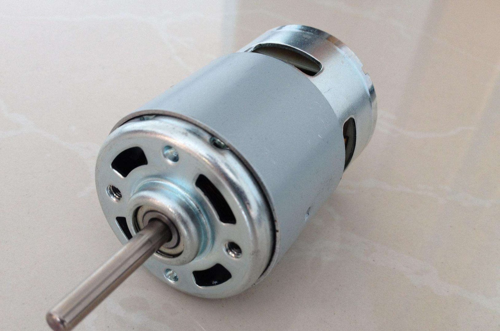 直流电机写的dc220可是接220不转