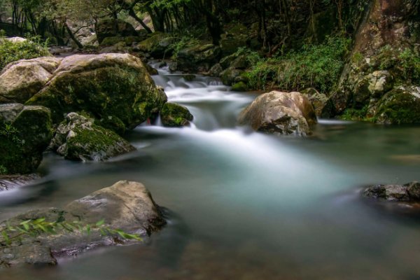 溪谷是什么意思