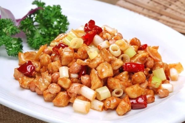 宫保鸡丁的宫保是啥意思？