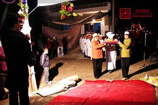 老人去世的孝歌