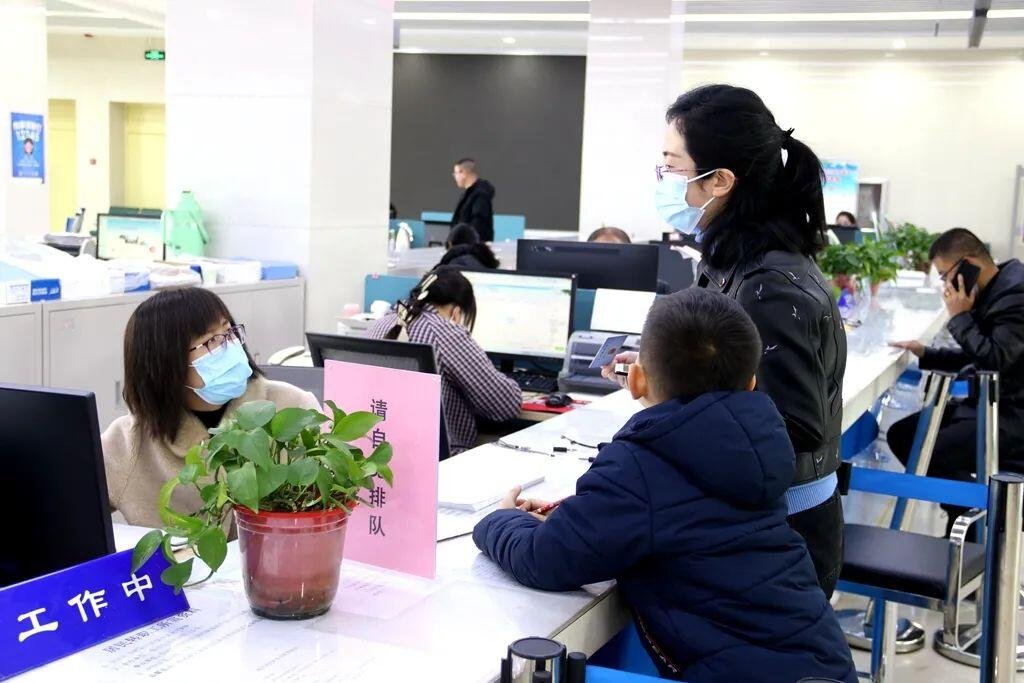 恪尽职守怎么读