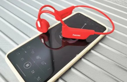 什么牌子的耳机音质最好(性价比高的蓝牙耳机推荐)