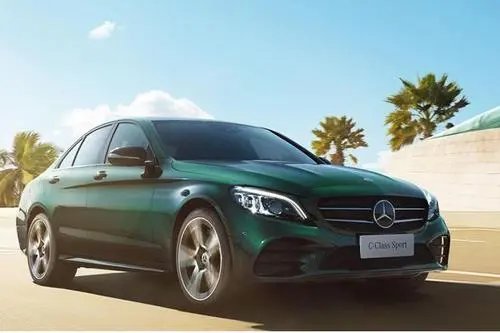 南京男子150万买奔驰锁不上,为何卖家却说“正常”?