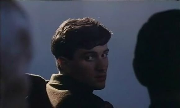 军官与男孩的介绍