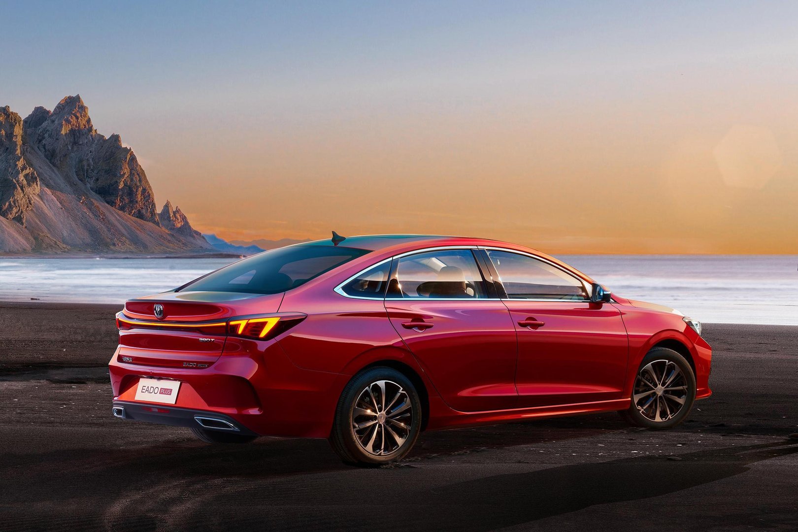 长安逸动是合资车还是国产车？这款车有哪些特点？