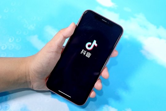 可以看女生裸妆的直播软件