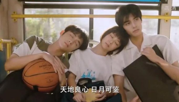 《以家人之名》讲述了什么故事？