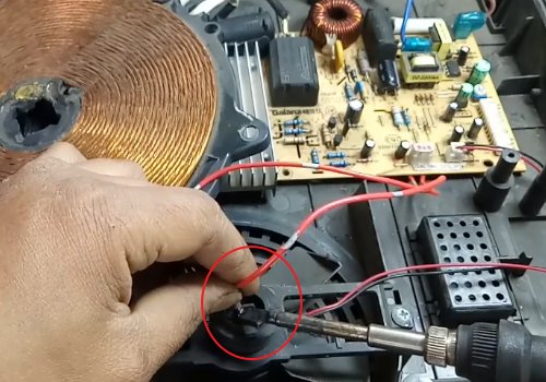 电磁炉显示E10什么意思