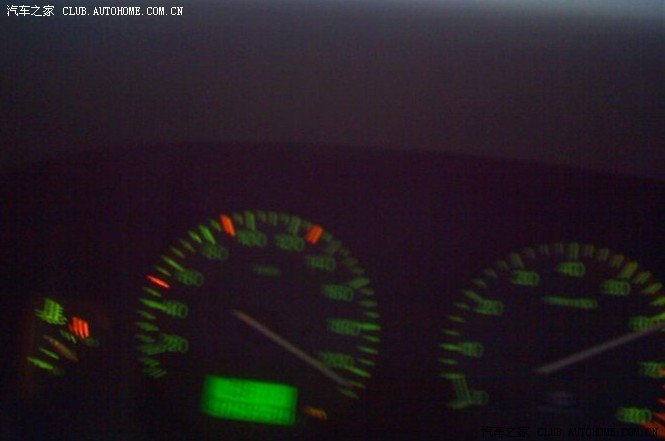 富康车3厢优点和缺点？还有油耗是多少，我是新手，开车需要注意什么。我买的是2手车。