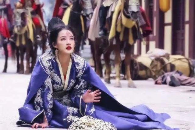 李沁工作室撤下单身声明,作为杨洋唯一承认的女友,她喜欢谁?