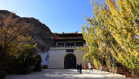 幽寂的拼音和意思