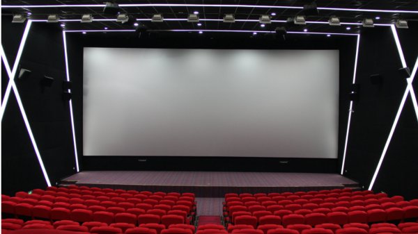 电影院提前多长时间入场