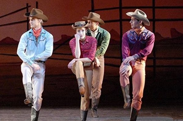 牛仔舞的基本舞步是什么