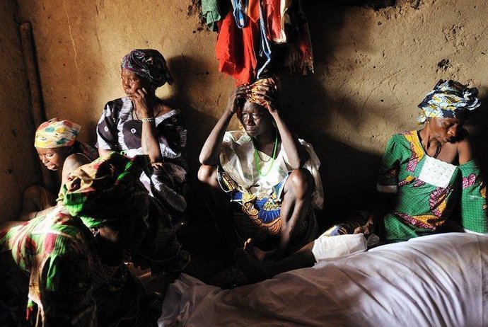 非洲妈妈一次产下九胞胎，这算不算是人类医学奇迹？