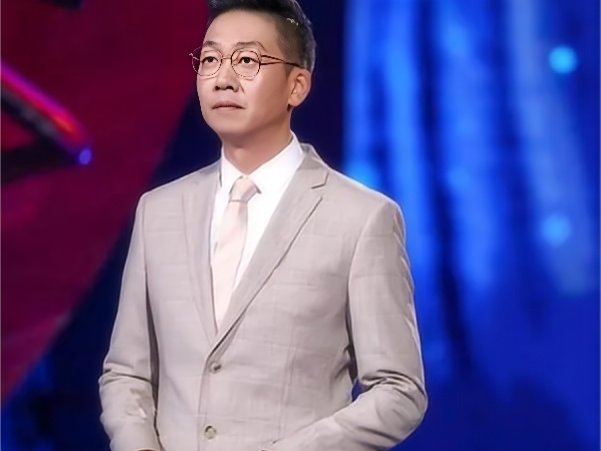 上海卫视主持人