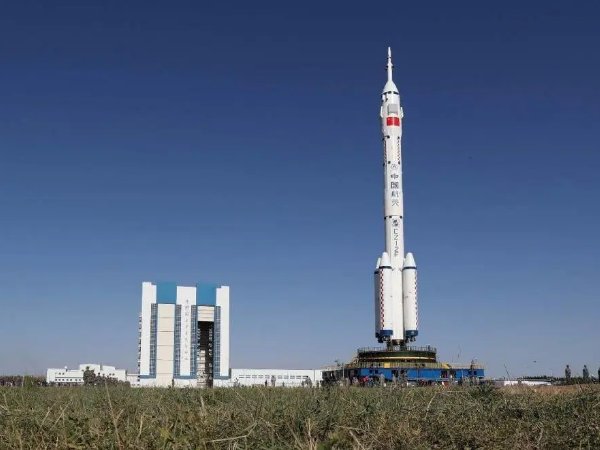 神舟十一号发射时间和返回时间