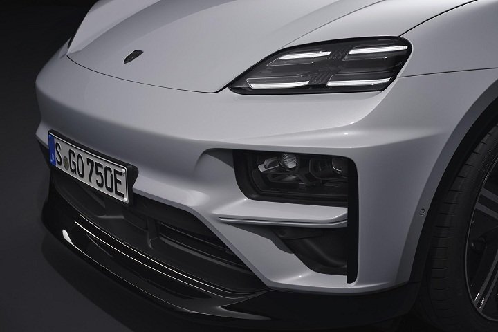 Macan纯电版亮相纽约车展，能否卷得过国产厂商？