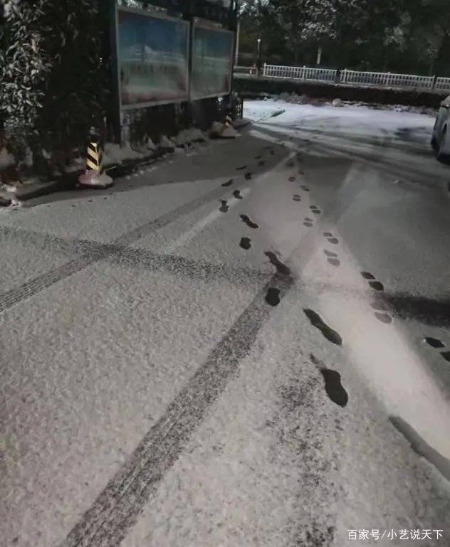 禹州女生回家被拦雪天站一夜，母亲致歉，此事究竟是谁错了？