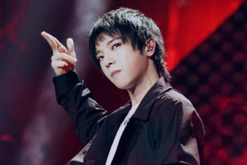 尚雯婕是华晨宇的伯乐吗？她对华晨宇的事业给予了哪些帮助？