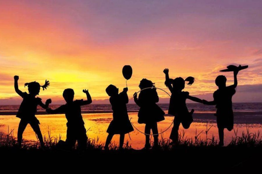 她是我的朋友英语