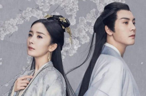 杨幂晒出陈伟霆在《斛珠夫人》片场的睡颜照，杨幂对其做出了怎样的夸赞？