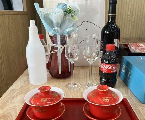 上海疫情中的云婚礼，千人“吃席”，这样的场面有多罕见？