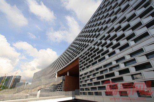 南方科技大学管理暂行办法的第三章 治理结构