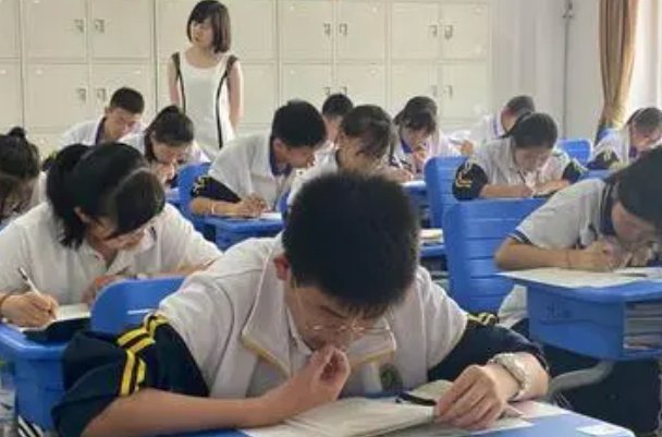 2023年高考难度系数怎么样