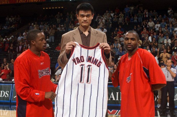 姚明什么时候退役的