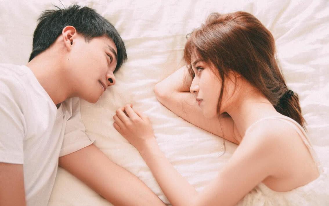 提出分手后，他就绝情离我而去，是不是他原本就不爱我呢？