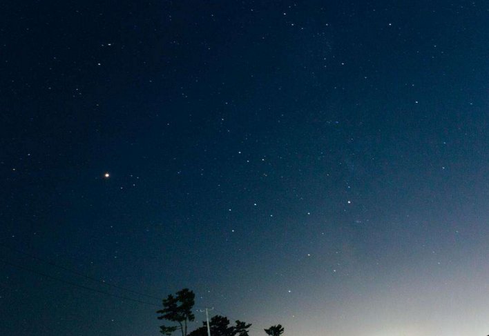 为什么晚上星星多第二天会下雨呢？！