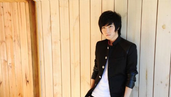 有句歌词是“你的孩子太差.管不了了.回家种田吧”是什么歌