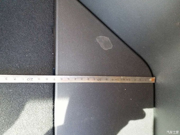 用尺寸来说一下爱车长安CS55内部事实空间