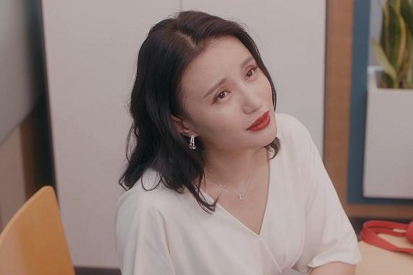 安家中曲玲珑的结局如何？