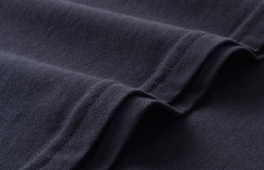 有谁知道阿玛尼衣服真伪怎么识别？