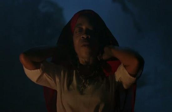 恶魔之水的影片简介