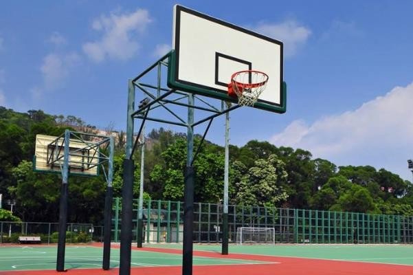 买一个篮球架要多少钱啊