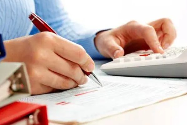 报会计班一般要多少钱？