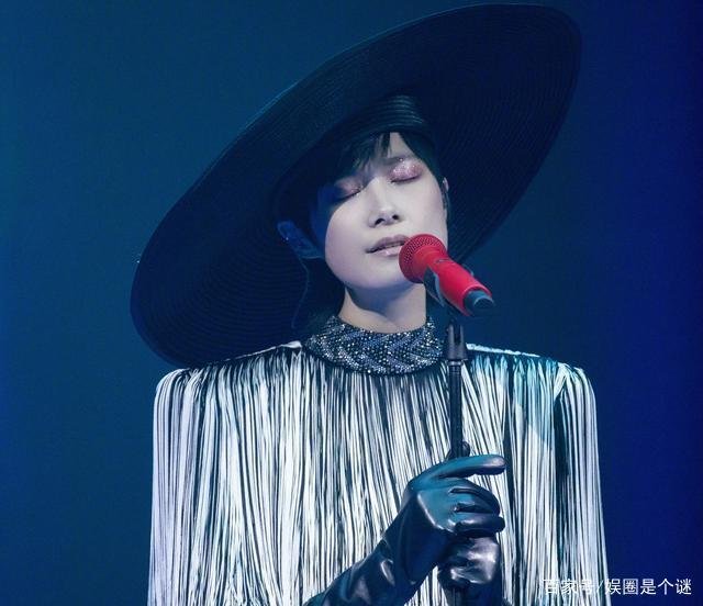 李宇春成《我就是演员》最大惊喜,压轴出场,被任素汐殷桃称赞,你怎么看?