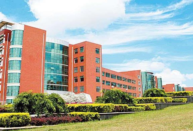 哈理工荣成校区怎么样