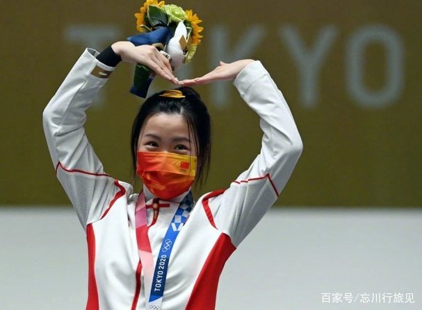 改播《夺冠》，“六公主”为什么临时换了节目单？