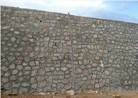 大小头挡土墙的体积计算方法，请用公式说明。急！！！