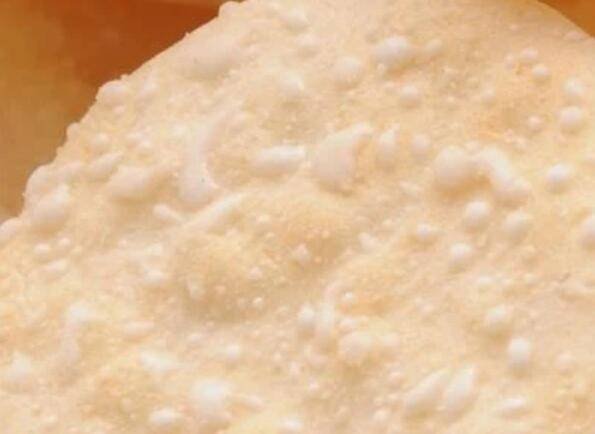 雪饼上的雪主要是什么成分