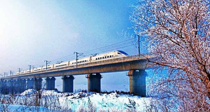 哈大高铁共有多少个车站？