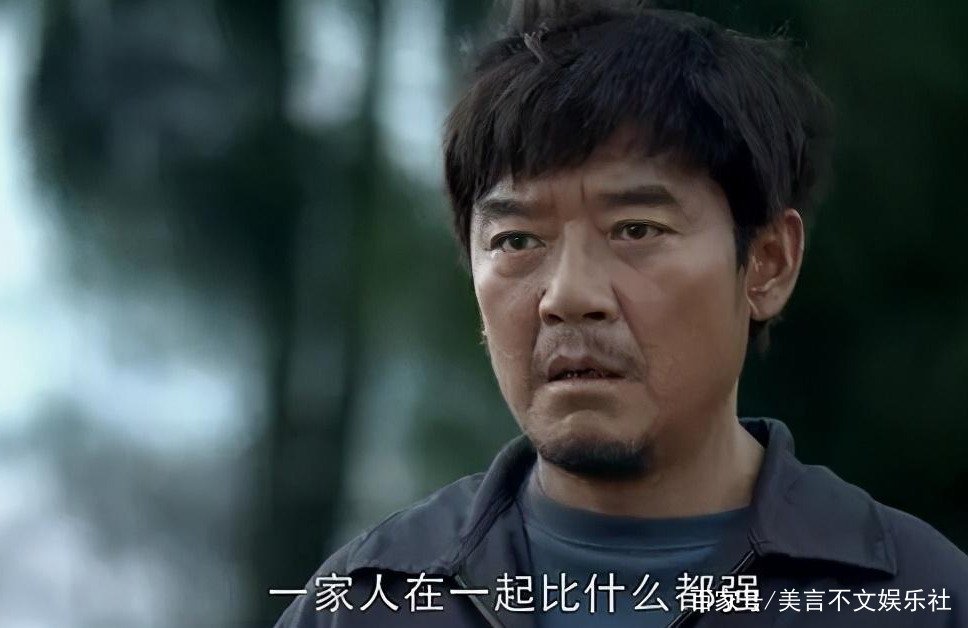 68岁老戏骨，34年婚姻聚少离多，李立群和妻子现在怎么样了？