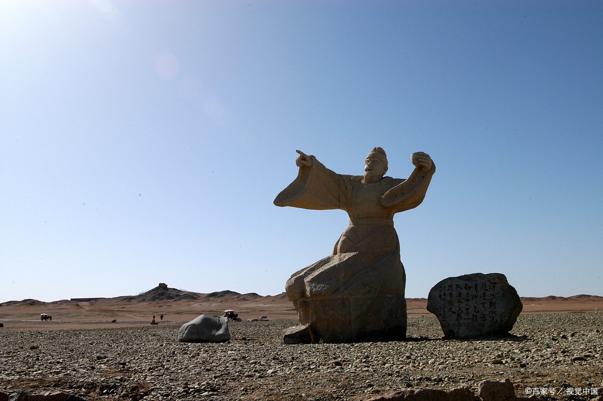 “西出阳关无故人”里，的“阳关”位于现在什么省？