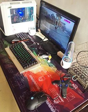 狂野飙车8为什么进去就是黑屏