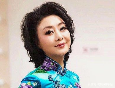 被很多人称为“京剧第一美人”的李胜素，到底是一个什么样的人？