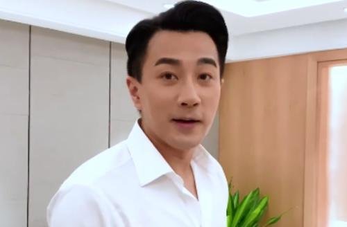 47岁刘恺威近照出炉，现如今他的状态如何？