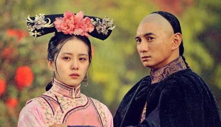 步步惊心里李公公为什么被雍正弄死了？还有王喜，为什么若曦不能跟他走的近？